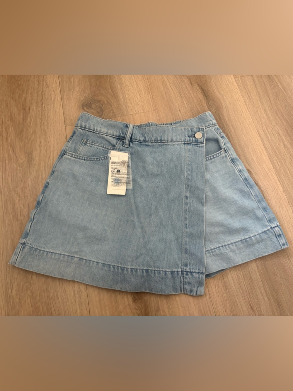 Uniqlo denim skirt